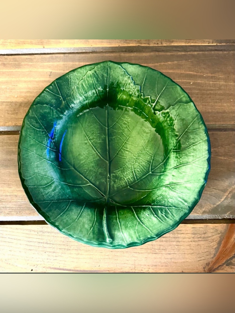 Vintage VIETRI Italy Green Cabbage Leaf